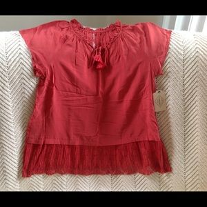 💥4 for $20💥 NWT Reddish Orange Top. Size Medium